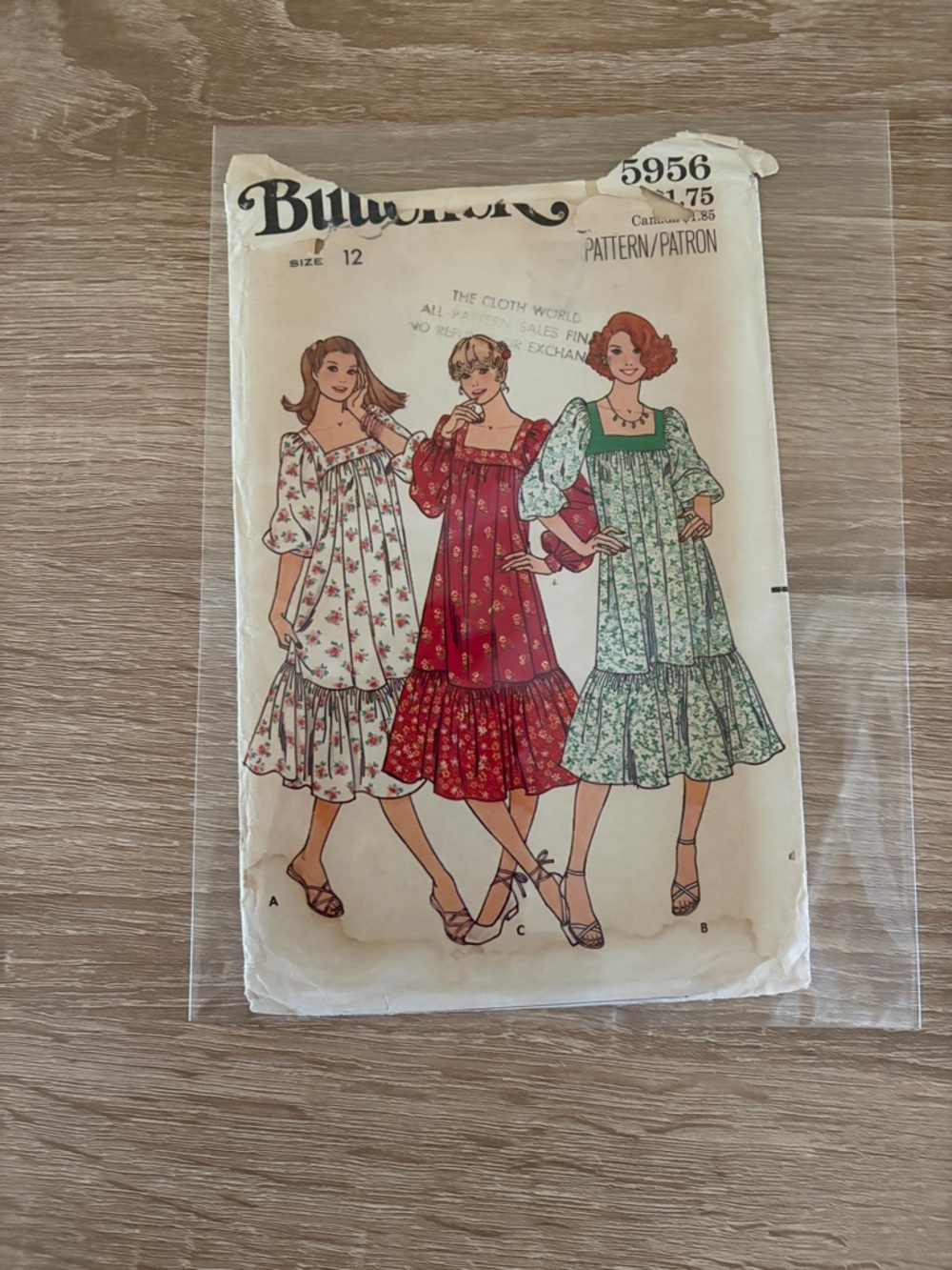Rare Butterick 5956 1970s muu muu style dress Size 12 Cut Checked Complete